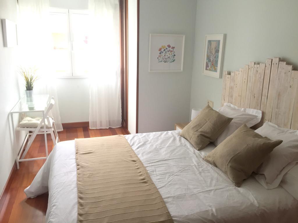 Apartamento Playa Poniente Apartment Gijon Bagian luar foto